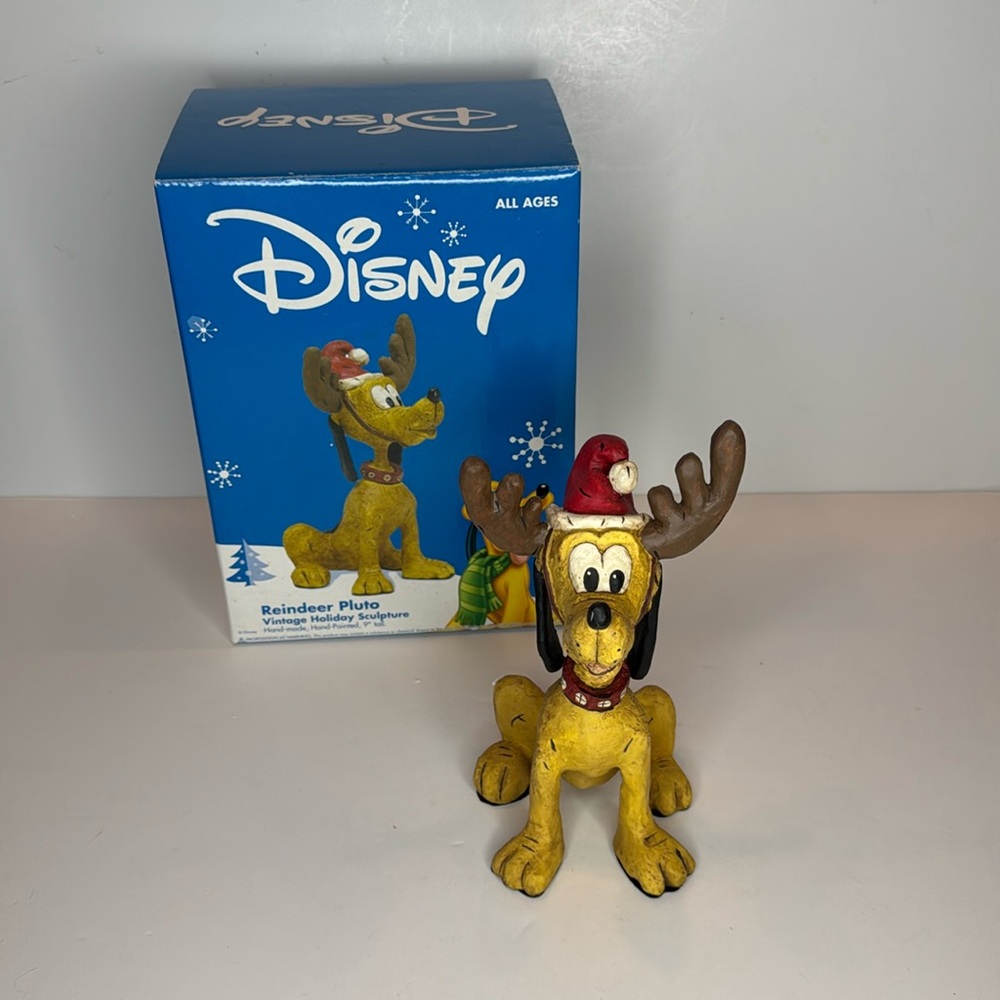 Disney Reindeer Pluto vintage holiday sculpture